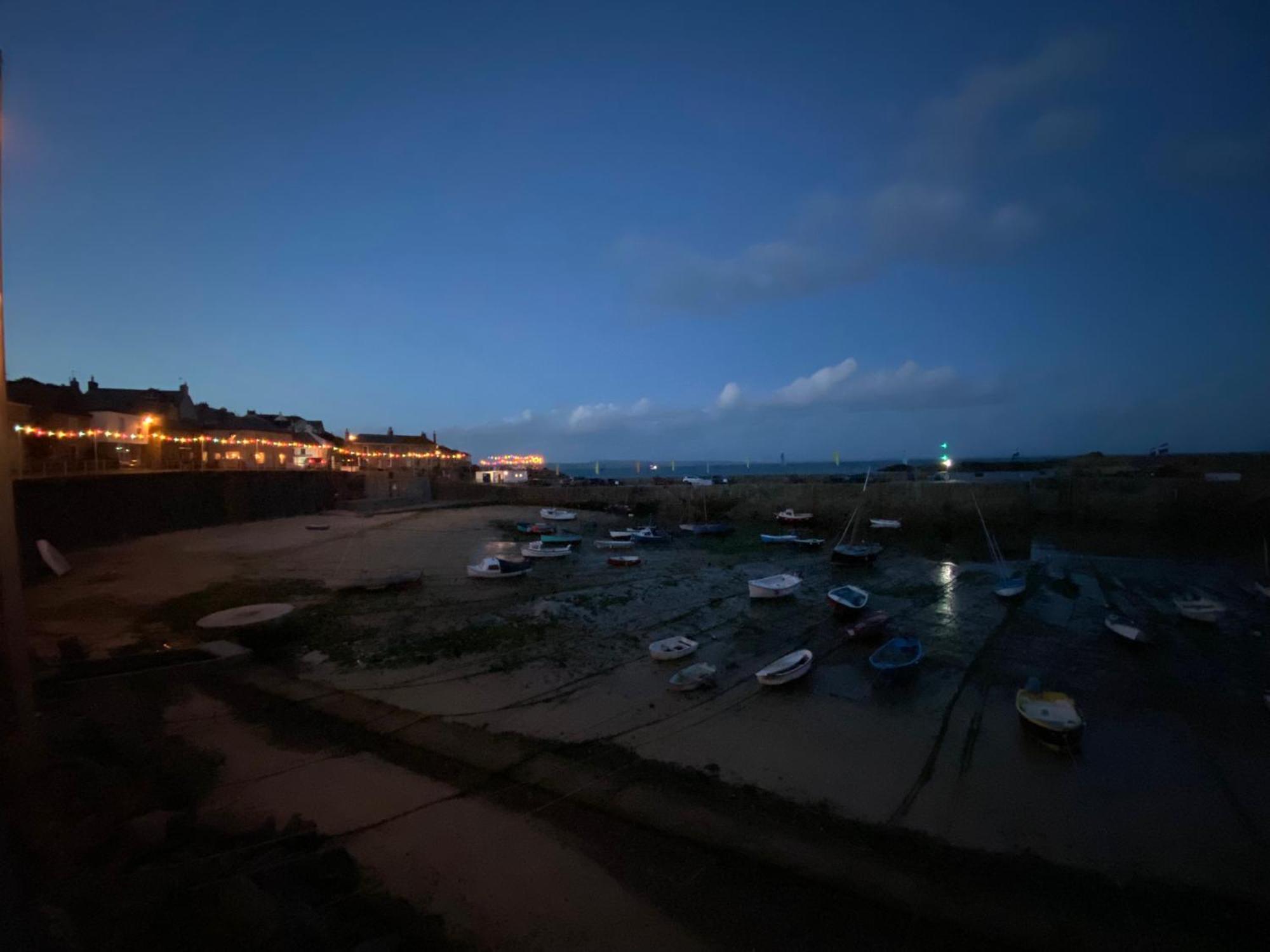 The Old Gallery - Charming Coastal Escape For Two Маузхол Экстерьер фото
